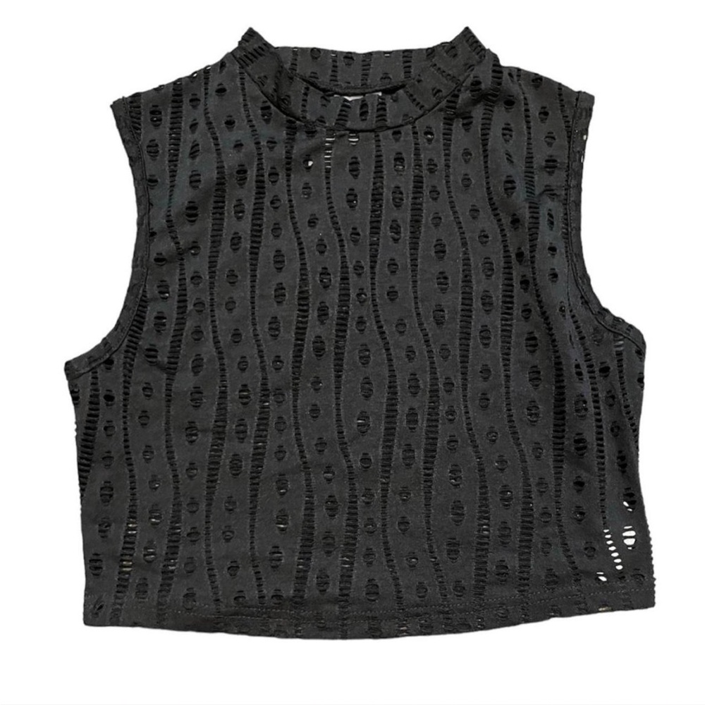 🕳️SOLD🕳️ Grungey Black Textured Crop Top